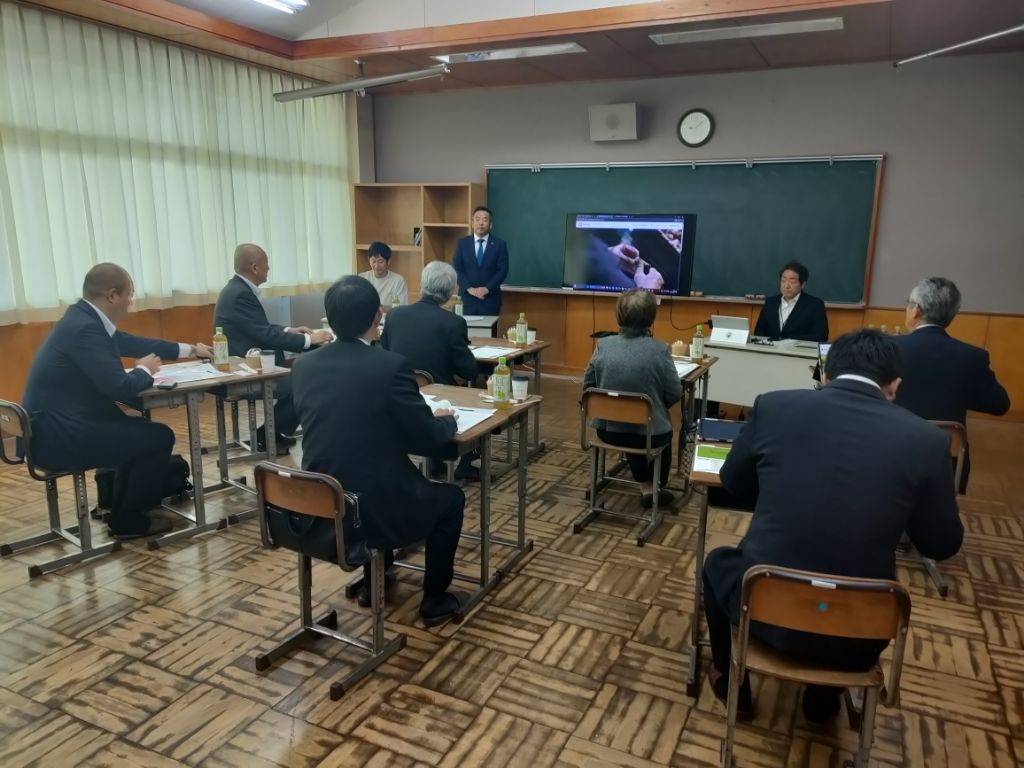山口県美祢市議会の皆様をお迎えしました。